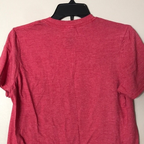 Disney lion king graphic T-shirt size medium - Picture 9 of 9